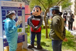 Anglo American Quellaveco participa en la campaña de salud “La vacuna eres tú” en Torata