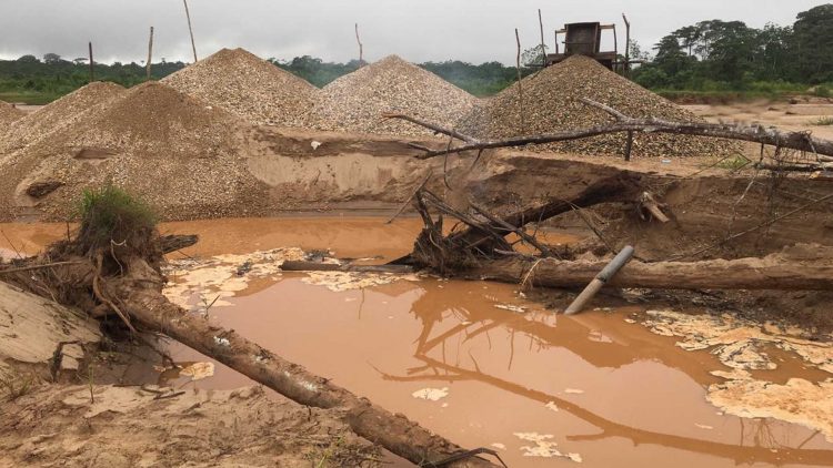 Puno: Minería ilegal pone en riesgo el río Tambopata