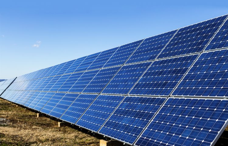Energía Renovable (paneles fotovoltaicos)
