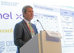 Perú podría perder acceso a fondos internacionales para proyectos de electromovilidad si no avanza más rápido