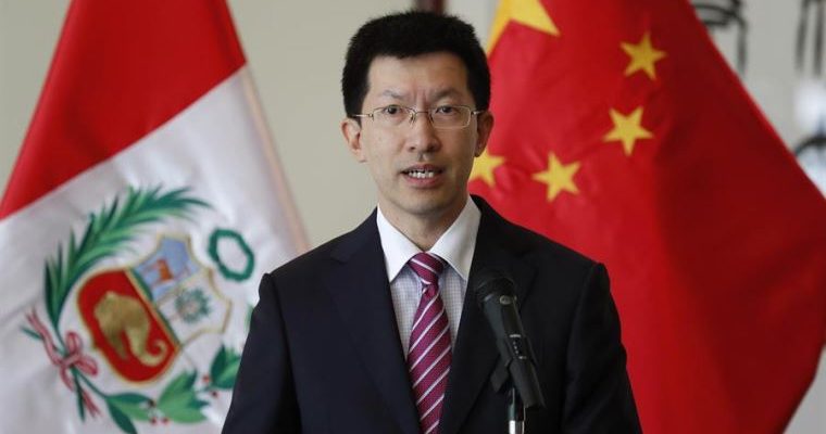 Liang Yu, embajador de China en el Perú