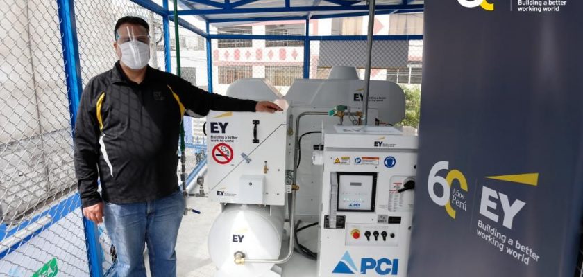 EY Perú financia donación de planta de oxígeno realizada por “Hombro a Hombro” al Hospital II Vitarte de EsSalud