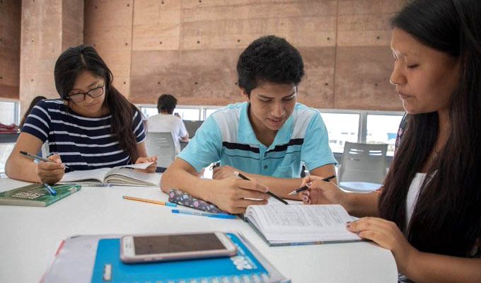EY Perú otorga 19 becas a estudiantes universitarios