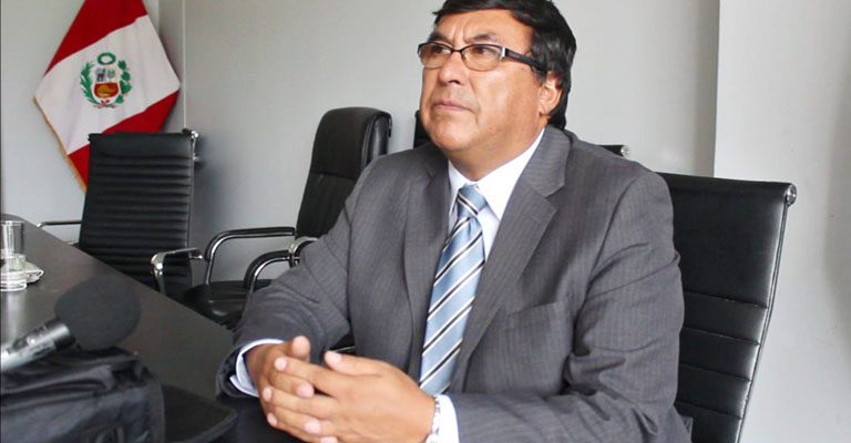 Luis Aguirre Chávez, alcalde distrital de Miraflores (Arequipa)