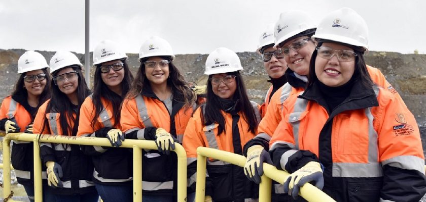 Mujeres mineras (Waaime Perú)