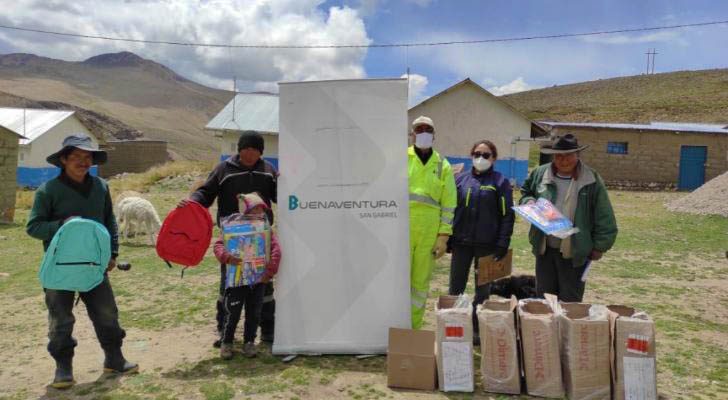 Buenaventura: San Gabriel entrega mil paquetes de útiles escolares a estudiantes de Sánchez Cerro