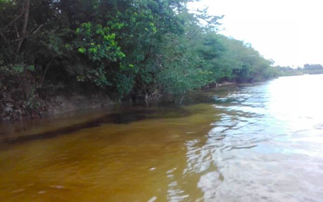 derrame de petróleo en el Lote 8