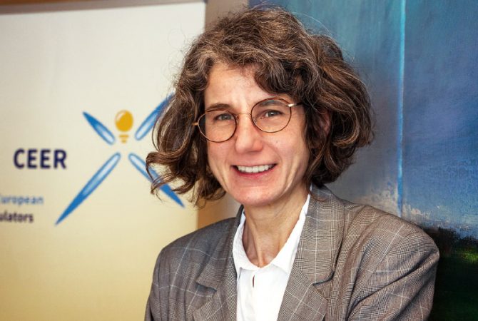 Annegret Groebel, presidenta del Consejo Europeo de Reguladores de Energía (CEER)