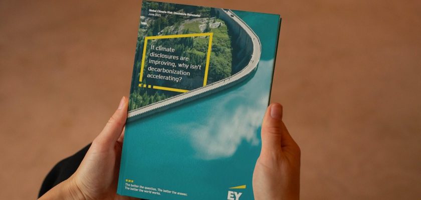 Barómetro de Divulgación del Riesgo Climático Global 2021 de EY