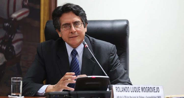 Rolando Luque Mogrovejo