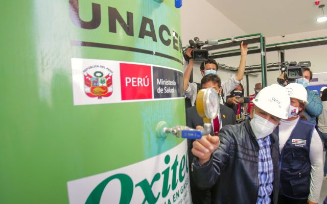 Inauguran planta de oxígeno donada por UNACEM al Centro de Salud Materno Infantil