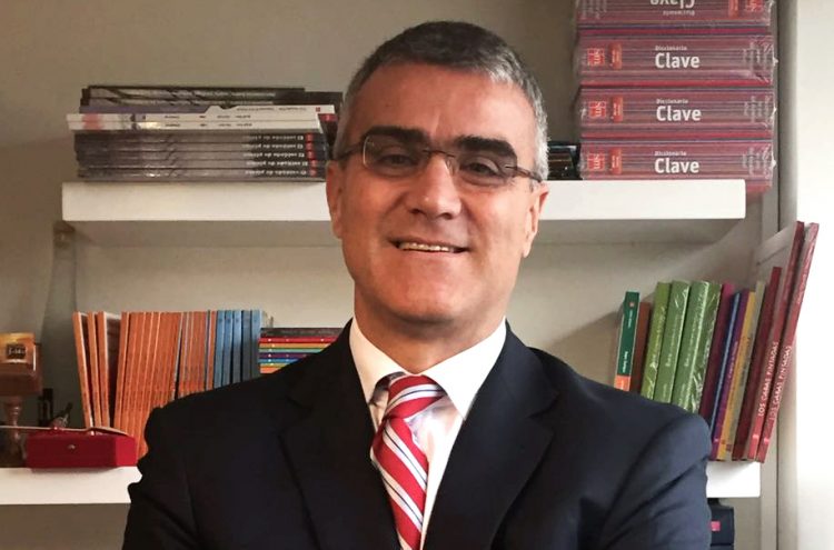 Alberto Almendres, presidente de la Cámara Oficial de Comercio de España en el Perú