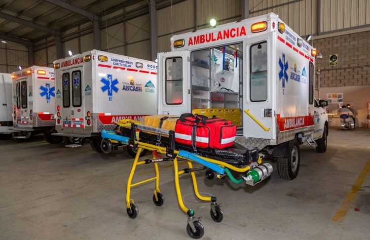 Antamina entrega modernas ambulancias totalmente equipadas para fortalecer la respuesta sanitaria en Áncash (2)