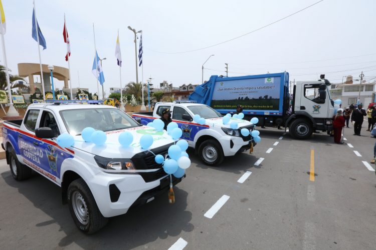 Camisea entrega vehículos para mejorar seguridad y recojo de basura en Pisco