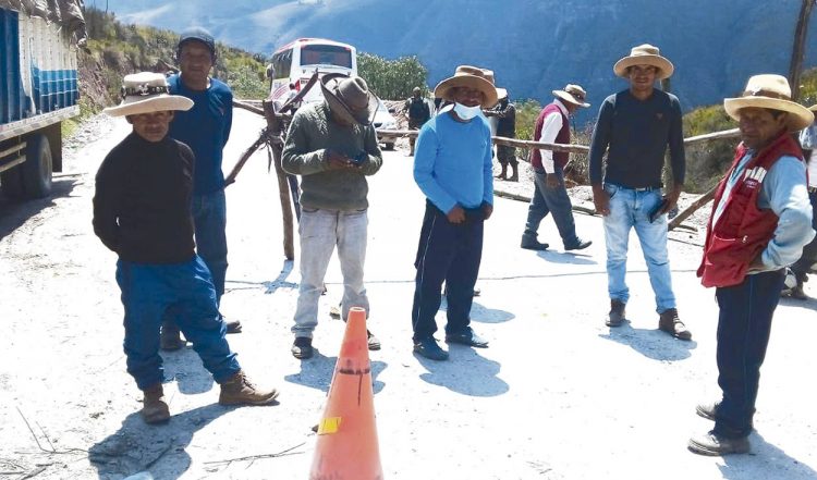 trabajadores de Las Bambas