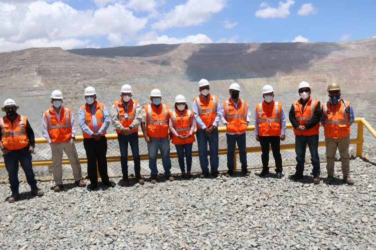 Congresistas de la República visitaron unidad minera de Cuajone