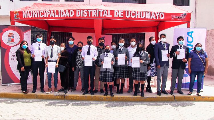 Orica patrocina estudios en Senati a jóvenes arequipeños