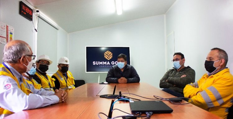 Trujillo: Decano de la UNT visitó unidad minera Summa Gold en Huamachuco