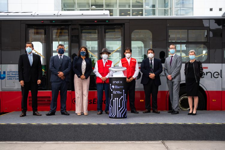 GSEP, Enel X e Hydro-Québec donan el primer bus eléctrico a la Autoridad de Transporte Urbano para Lima y Callao - ATU
