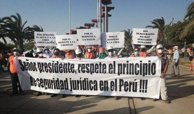 Trabajadores de Southern Perú protestan por falta de agua