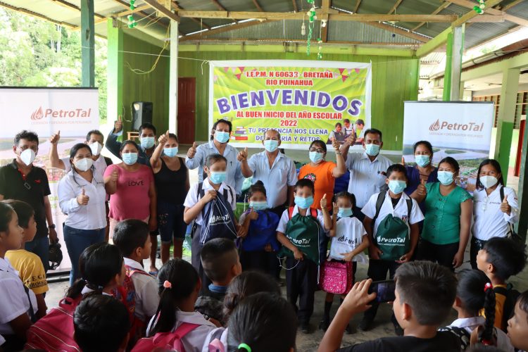 PetroTal entrega kits escolares a 2,500 estudiantes de Puinahua