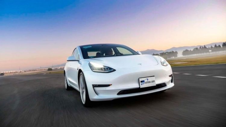 vehículos eléctricos (Tesla)