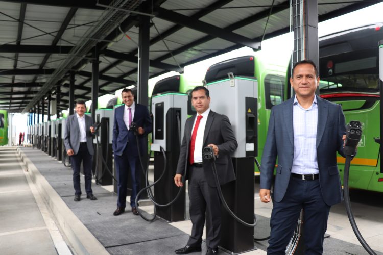 Siemens se suma a FANALCA y TRANSDEV para presentar el nuevo Centro Logístico Green Móvil