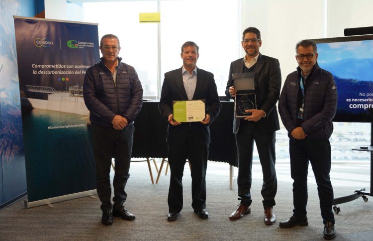 Compañía Minera Ares recibe certificado “Triple C” de Celepsa por uso de energía renovable en sus operaciones