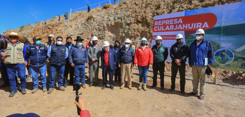 Southern Perú y Midagri inauguran represa Cularjahuira