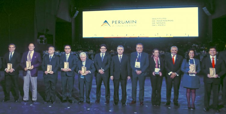 Gold Fields reconocimiento a la Excelencia Minera 2022