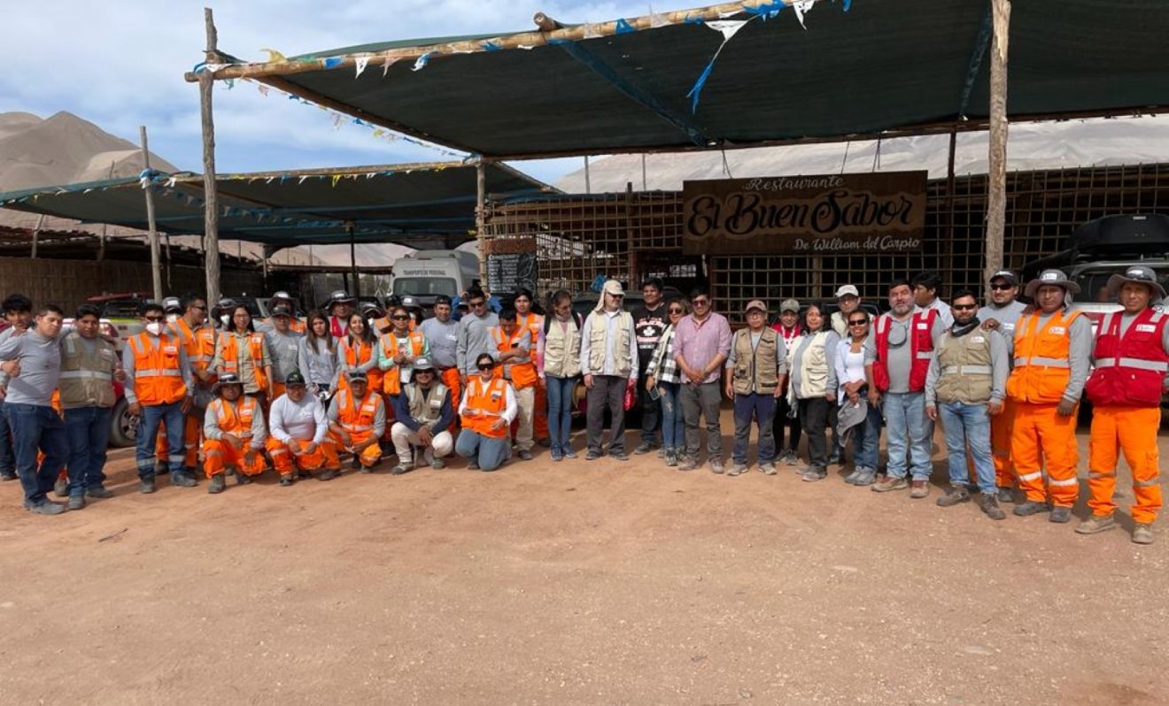 Compañía Minera Zafranal realiza jornada de limpieza