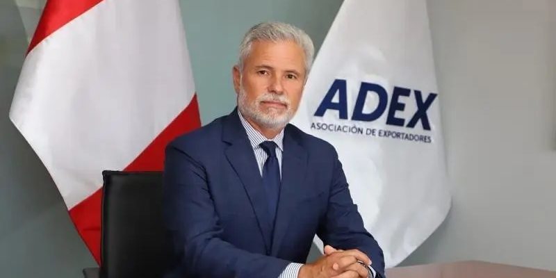 (ADEX) Julio Pérez Alván