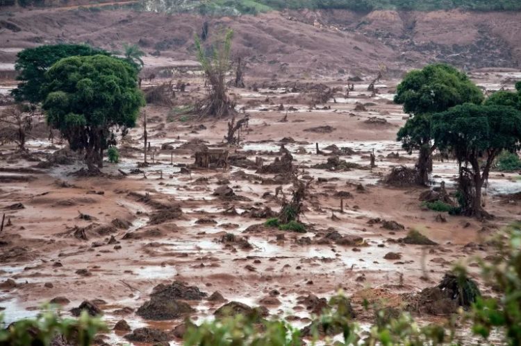 desastre ambiental en Brasil (BHP)