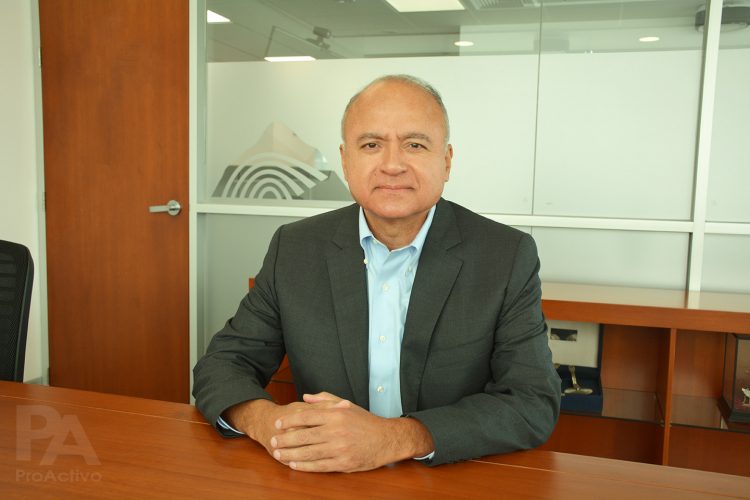 Víctor Gobitz, presidente de la SNMPE