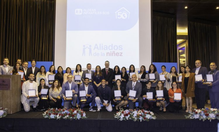 Antapaccay es reconocida por Aldeas Infantiles SOS Perú por su compromiso con la niñez