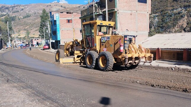 Antamina apoya la reparación en puntos críticos de carretera Conococha-Catac en Áncash