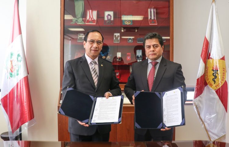 AMSAC y Universidad Peruana Cayetano Heredia convenio