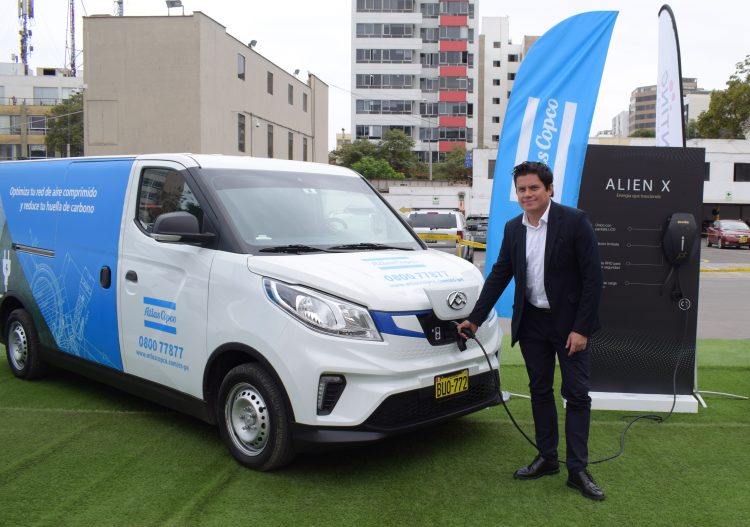 Atlas Copco presenta vehículo eléctrico Maxus EV30