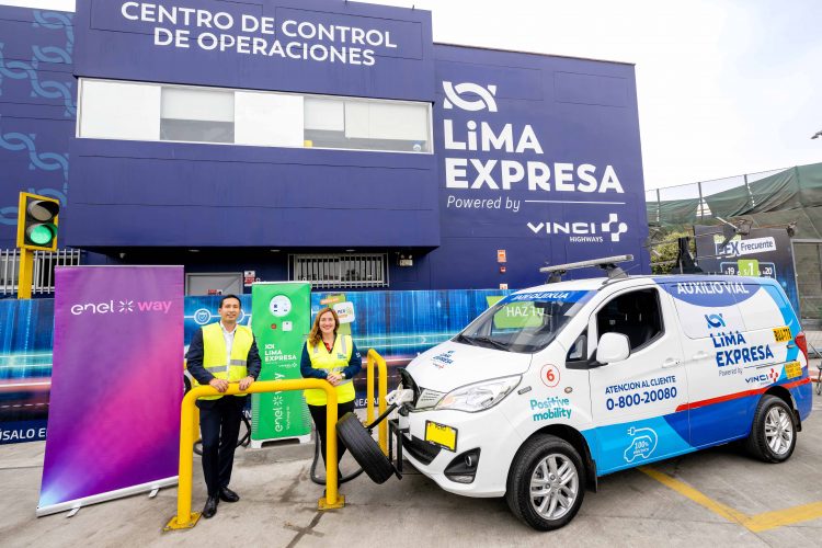 Enel X Way Perú instala el primer punto de carga rápida en LIMA EXPRESA