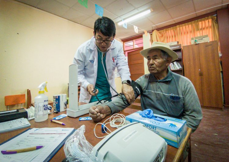 Southern Perú: Pobladores del anexo de Tala recibieron atención médica especializada