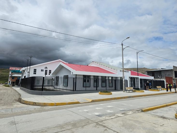 Población de Smelter, en Pasco, cuenta con moderno centro de salud gracias a inversión de minera El Brocal
