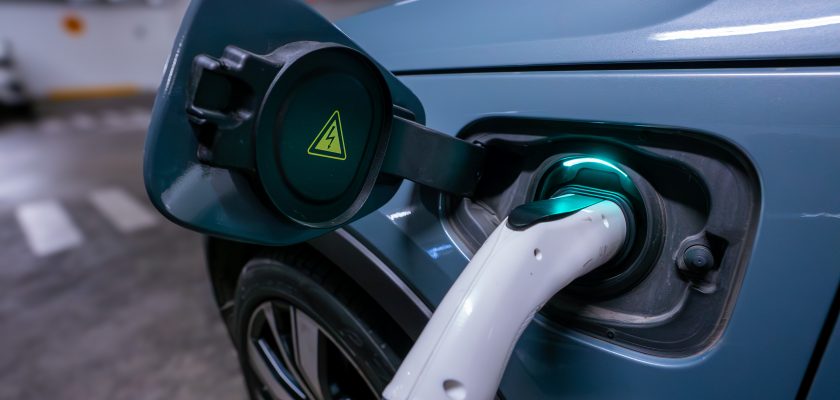 Arval Perú, Volvo y Enel X Way se unen a favor de la transición energética del país