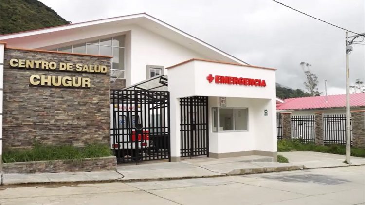 Minera Coimolache entrega moderno centro de salud en Chugur