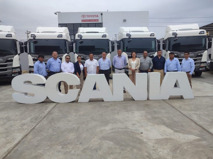 Scania Perú entrega flota de remolcadores para Dayanna Ingenieros
