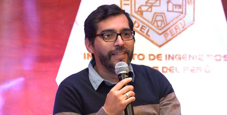 Aldo Valencia, Enseña Perú