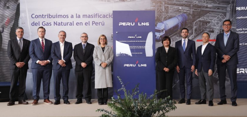 PERU LNG inaugura una segunda estación de carga de gas natural licuado