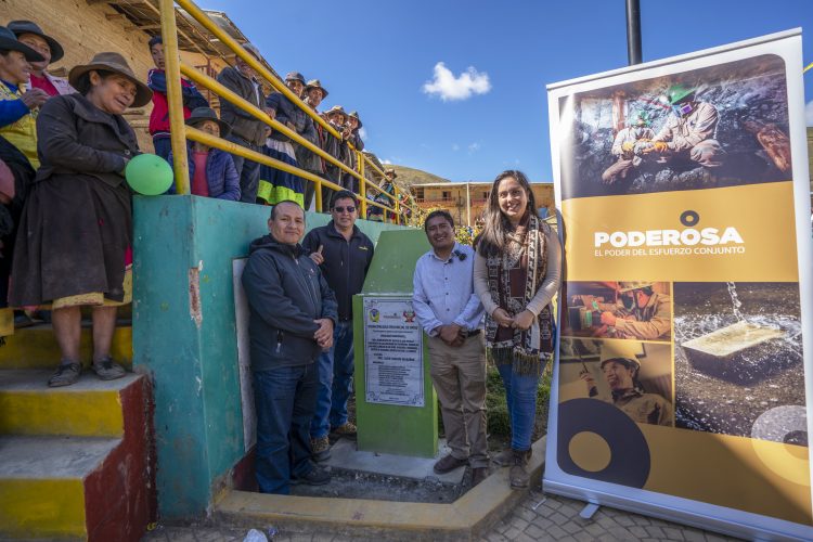 inversión de Poderosa en agua y saneamiento