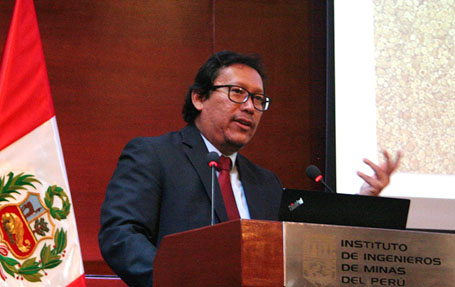 Aldo Alván, director de Geología Regional en el Ingemmet