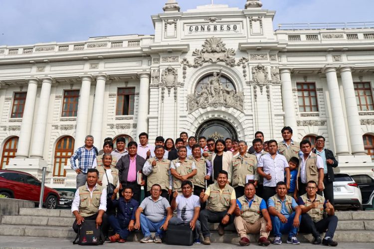 Congreso aprueba ley para formalización de predios rurales