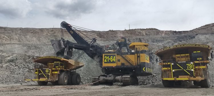 Palas Komatsu-Mitsui Maquinarias Perú